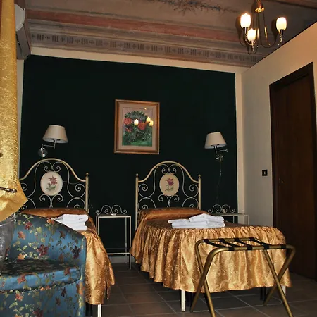 Oda ve Kahvaltı Cribo 4*