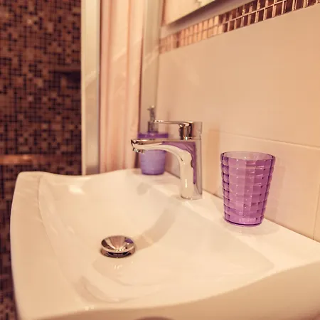 Cribo Oda ve Kahvaltı 4*