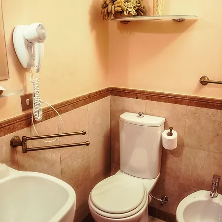 Oda ve Kahvaltı Cribo 4*