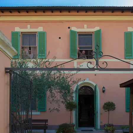 Oda ve Kahvaltı Cribo